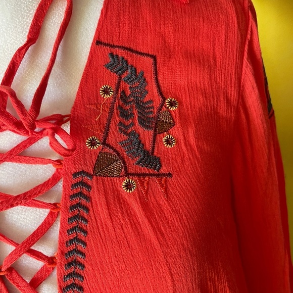 Kings Road lined rayon orange midi dress with embroidered detail. Size L. - Picture 3 of 13